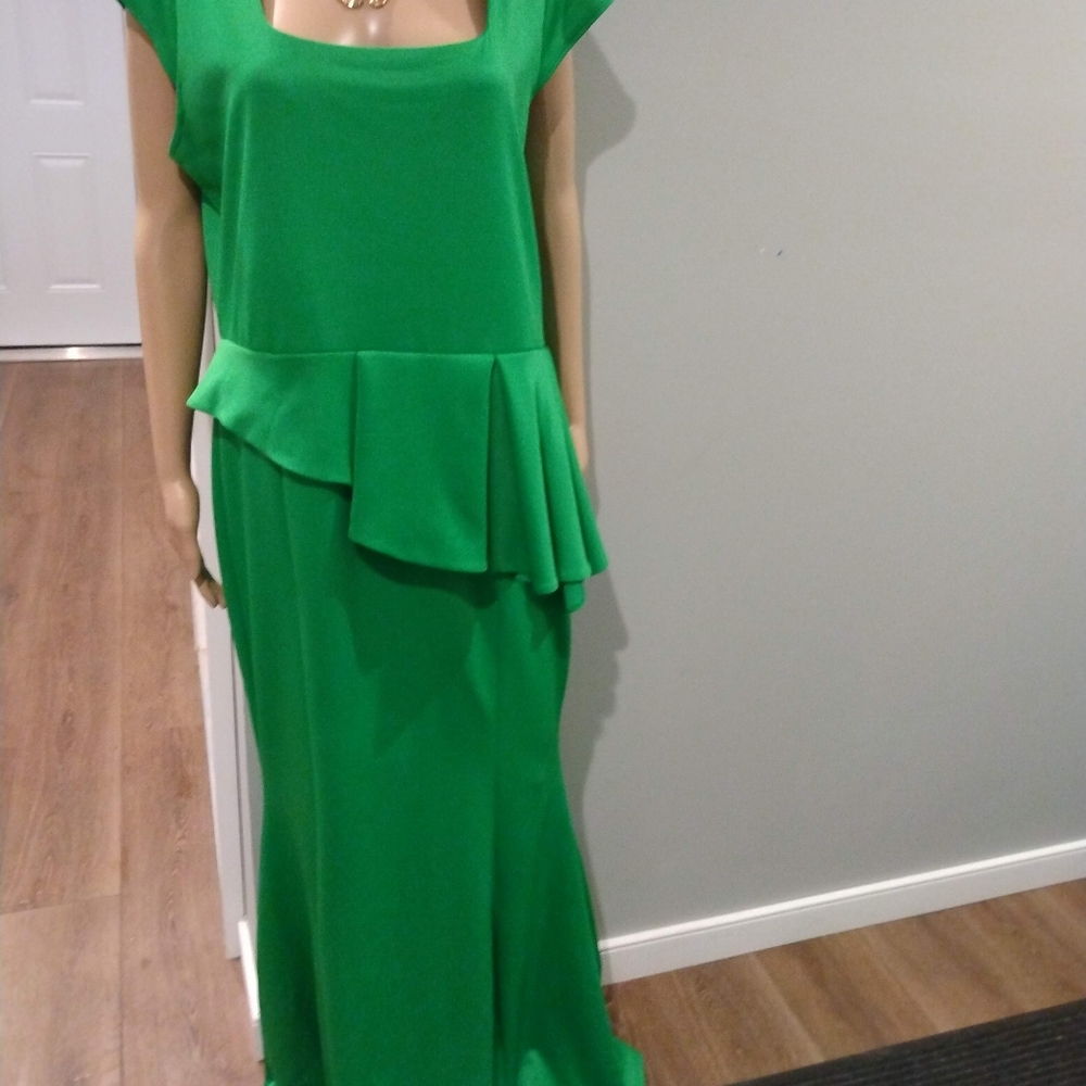 Sexy Diva Green Gathered Dress Gown